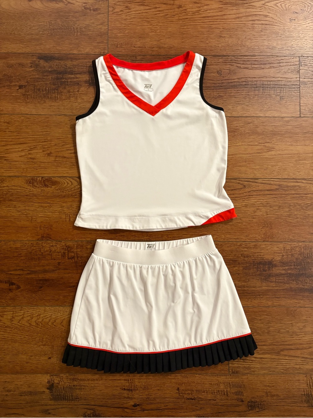Tail Tennis Outfit Set Small White Red Black Skort Tank 2 Piece Athletic
